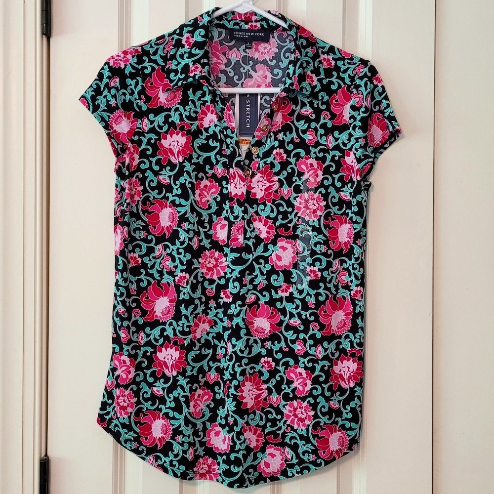 Jones New York Short Sleeve Floral Knit Shirt